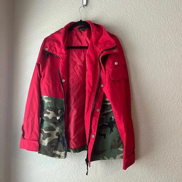 Fingercroxx Red Camoflauge Men’s Jacket Size Medium Outerwear Camo - Picture 2 of 10